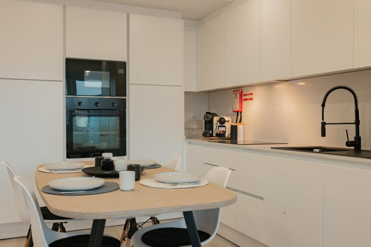 Stylish Apartment W/ River View By Lovelystay Oeiras Extérieur photo